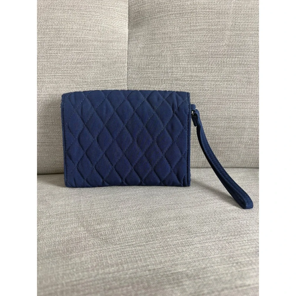 Vera Bradley Navy Blue Quilted Microfiber Turn‎ Lock Wristlet Wallet Clutch